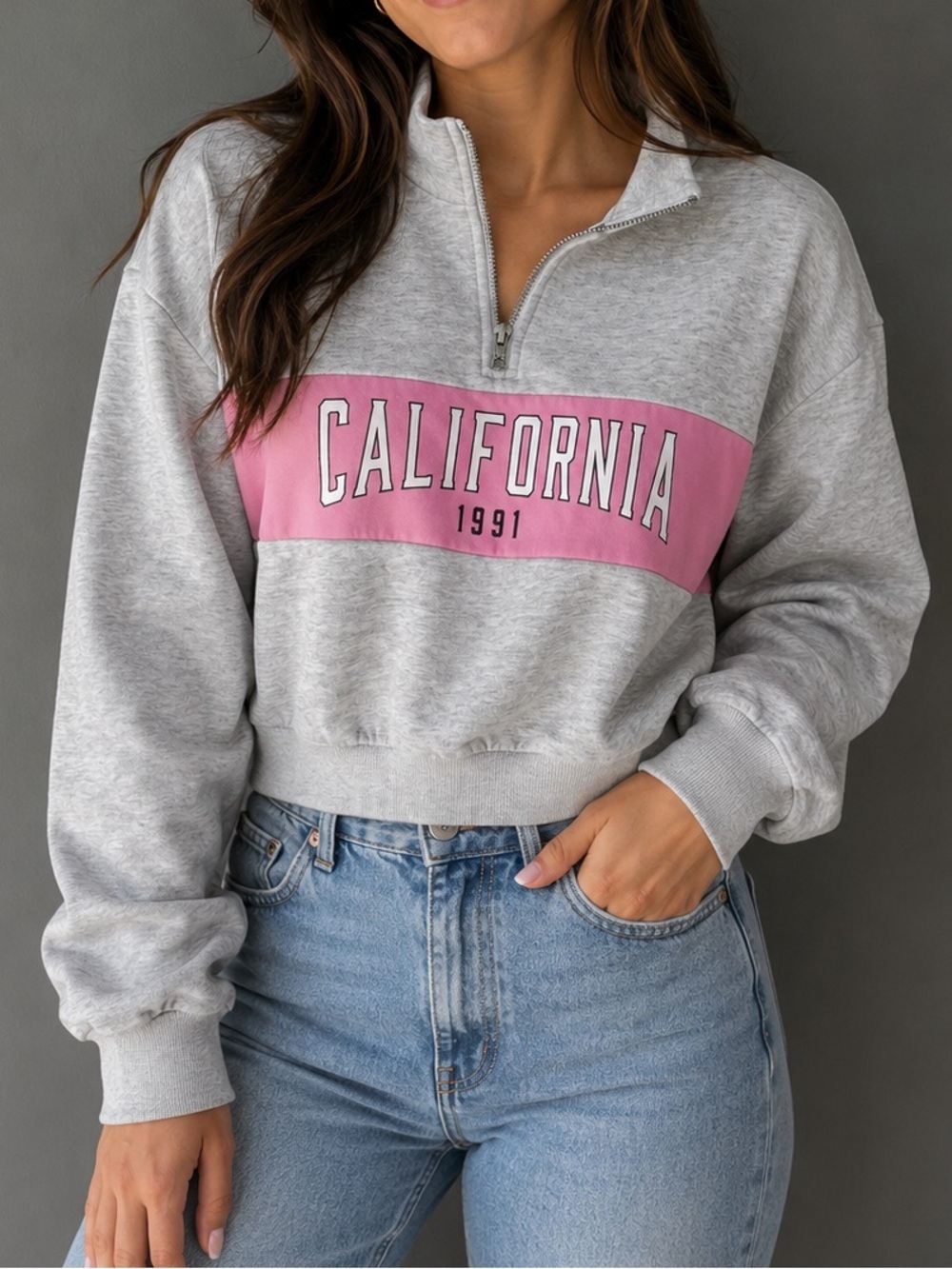 Divided by H&M California 1991 Cropped 1/4 Zip Sweatshirt Gray Pink Size Medium